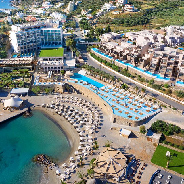 Zeus Eleva Mirabello Bay